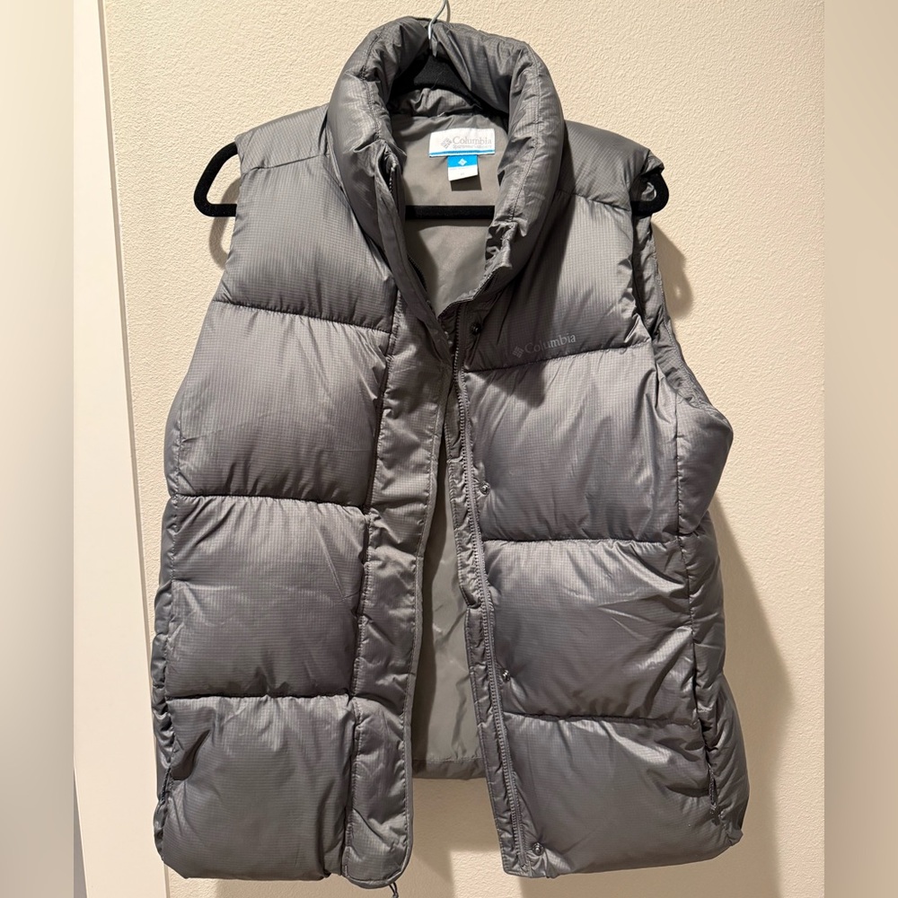 Columbia Gray Puffer Vest
